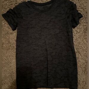 Lululemon Swiftly Top